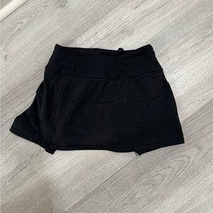 Lululemon pace rival skirt